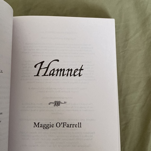 Hamnet by Maggie O’Farrell - Picture 2 of 5